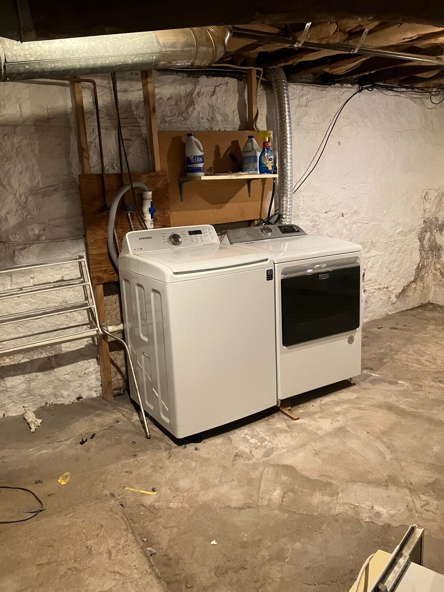 Building Photo - 2 Devereaux St