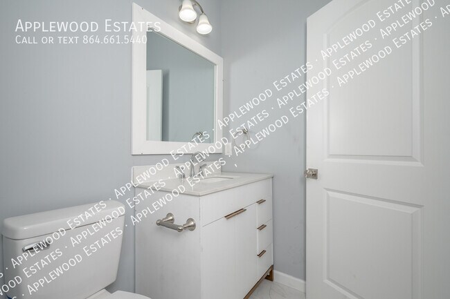 Building Photo - 206 Boundary Dr