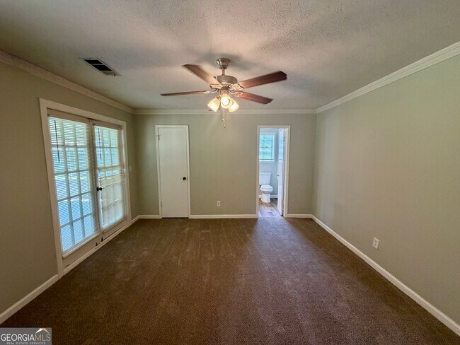 Building Photo - 209 Stagecoach Ridge