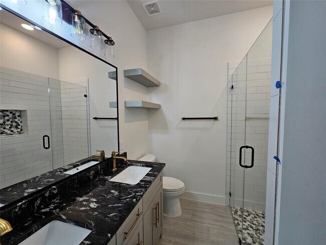 Building Photo - 25939 Lantern Ln