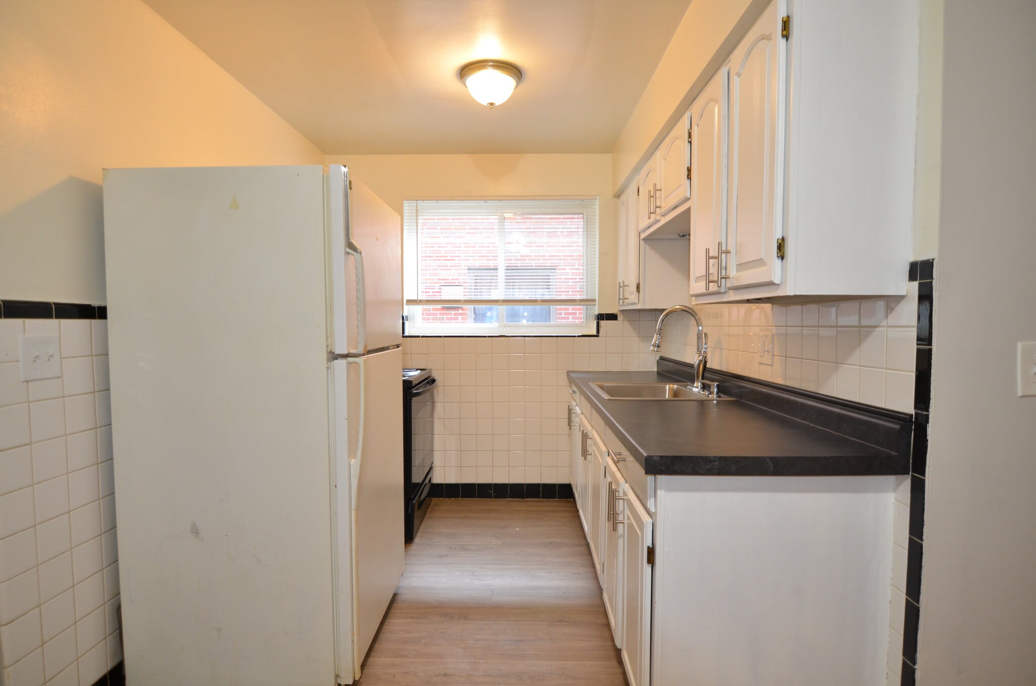 Building Photo - 6420 Fairhurst Ave