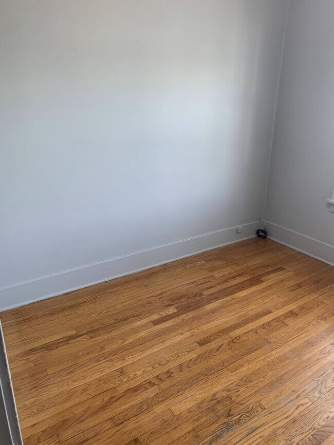 Building Photo - 3146 Mason St