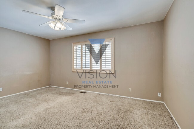 Building Photo - 6842 S Enchanted Dr