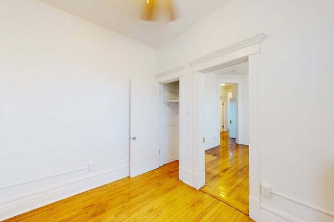 Floorplan - 5401-5403 S. Woodlawn Avenue