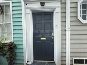 Building Photo - 93 Tradd St