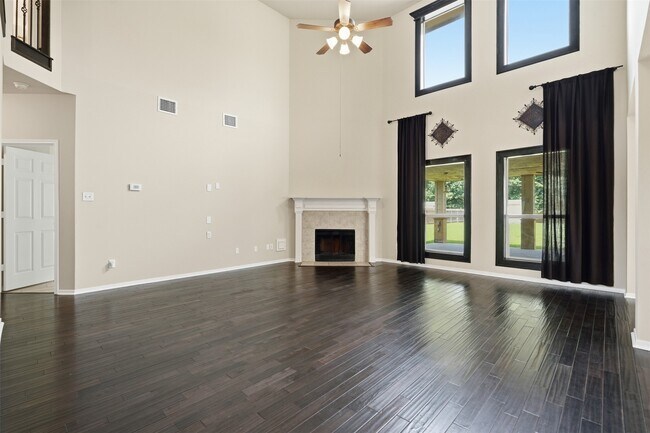 Building Photo - 22914 Breton Point Dr