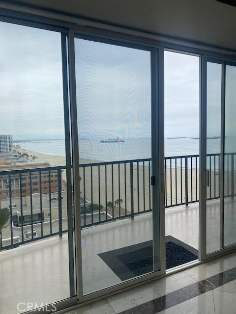 Building Photo - 850 E Ocean Blvd