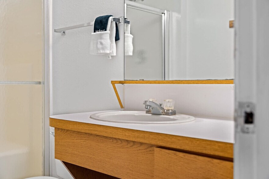 Building Photo - 15115 Buckhorn Ct