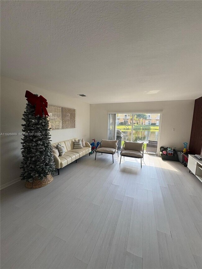 Building Photo - 12842 SW 31st St