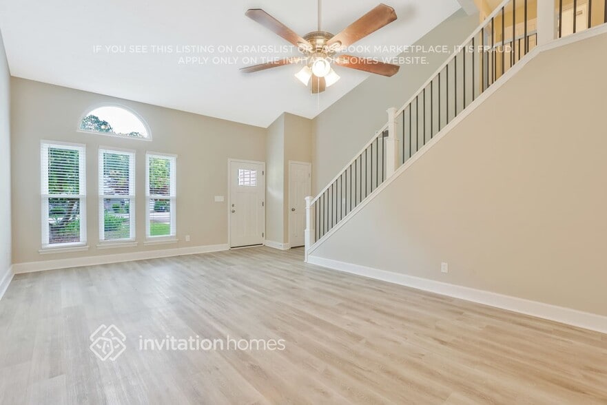 Building Photo - 4995 Bent Creek Ct