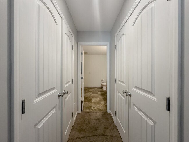 Building Photo - 155 Rose Brier Lane.