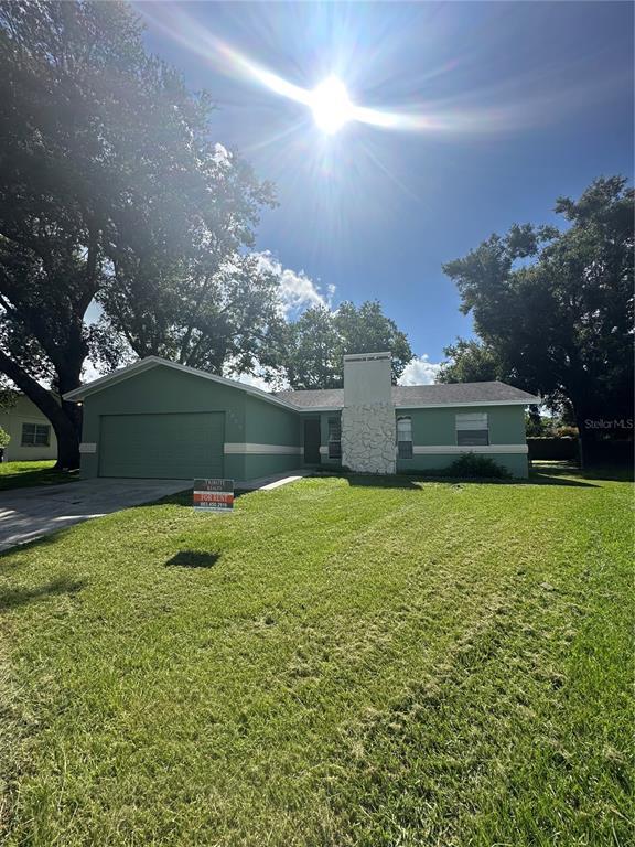 Primary Photo - 7405 Willow Wisp Dr E