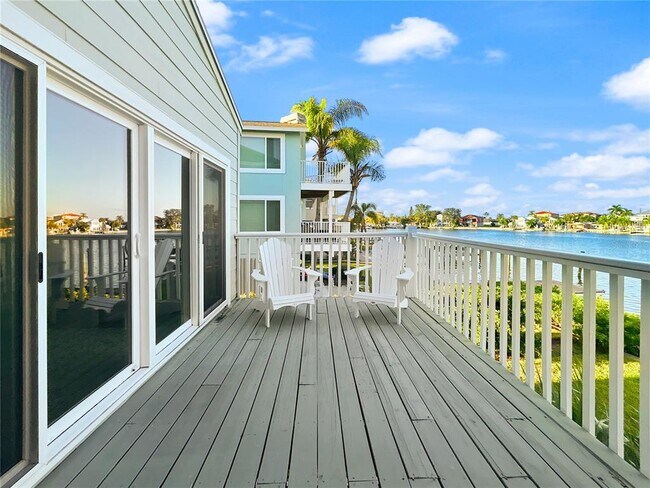 Building Photo - 2505 Bay Blvd