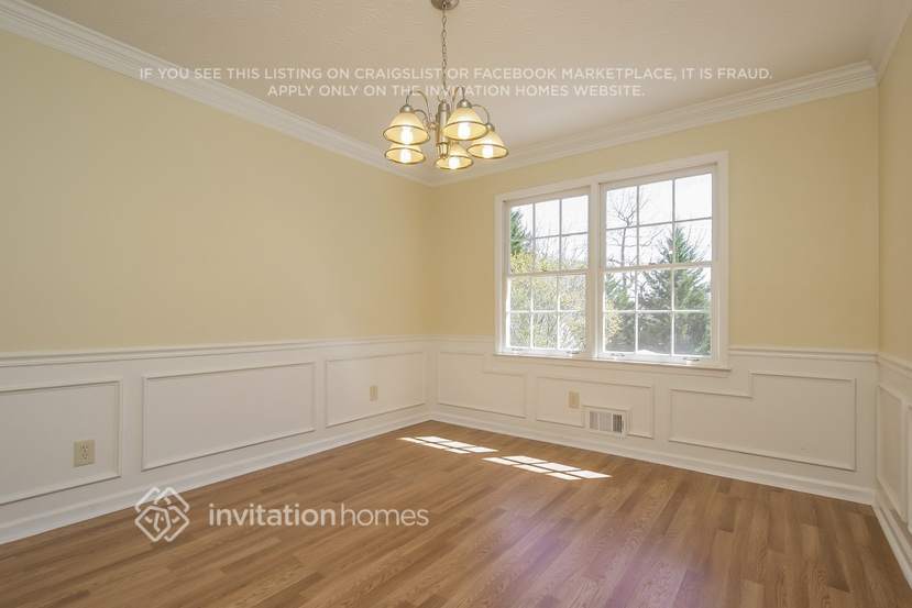 Building Photo - 960 Camden Hill Ct