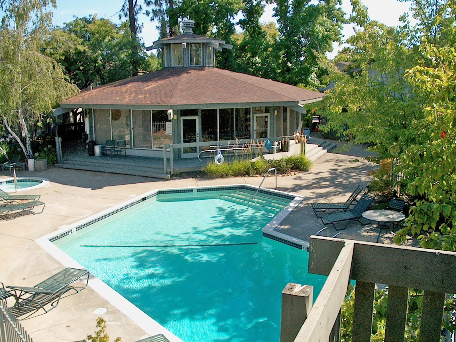 Building Photo - 1036 Oak Grove Rd. #110