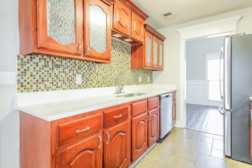 Building Photo - 7303 Peppermill Ln