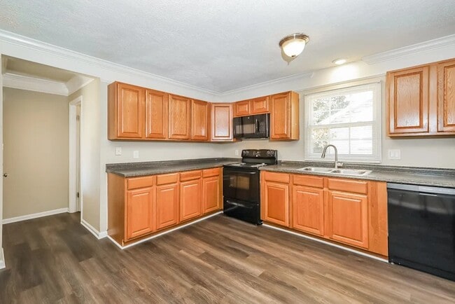 Building Photo - 4629 Dawnwood Dr