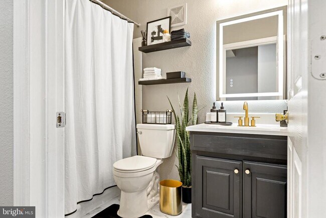 Building Photo - 12906 Fair Briar Ln