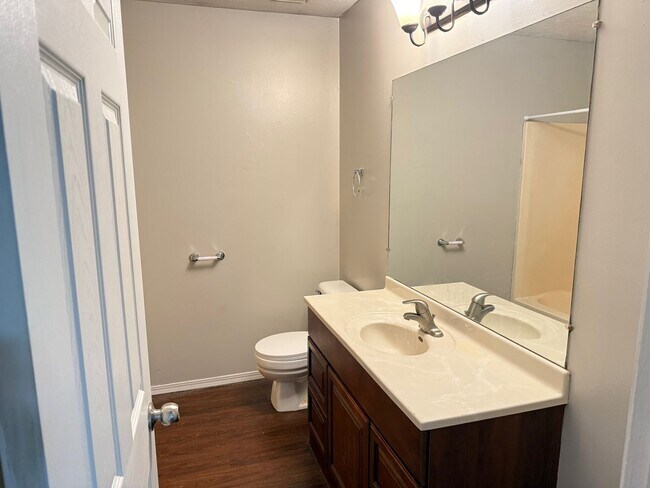 Building Photo - 1414 Croxton Ave