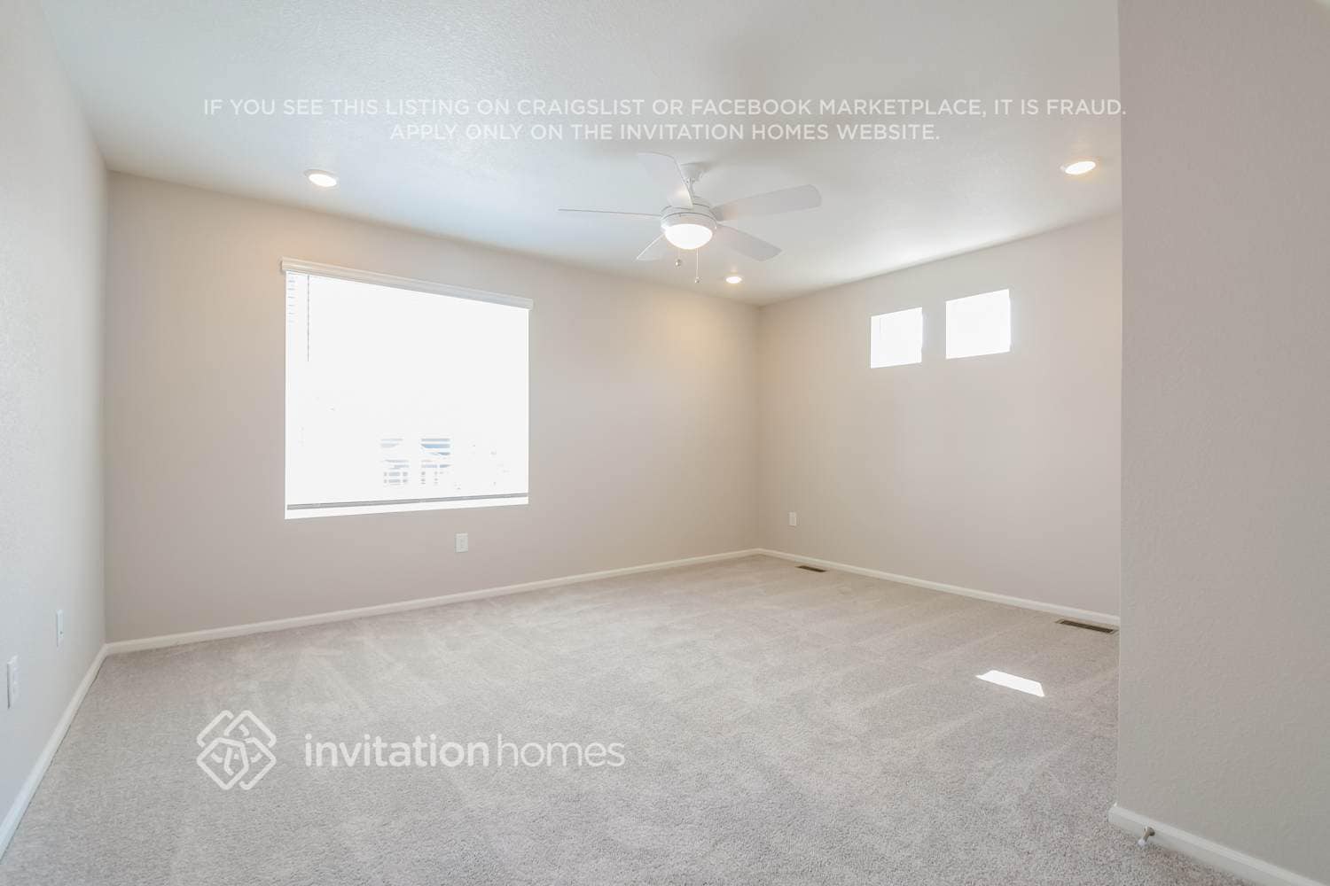 Building Photo - 3374 Pearwood Dr