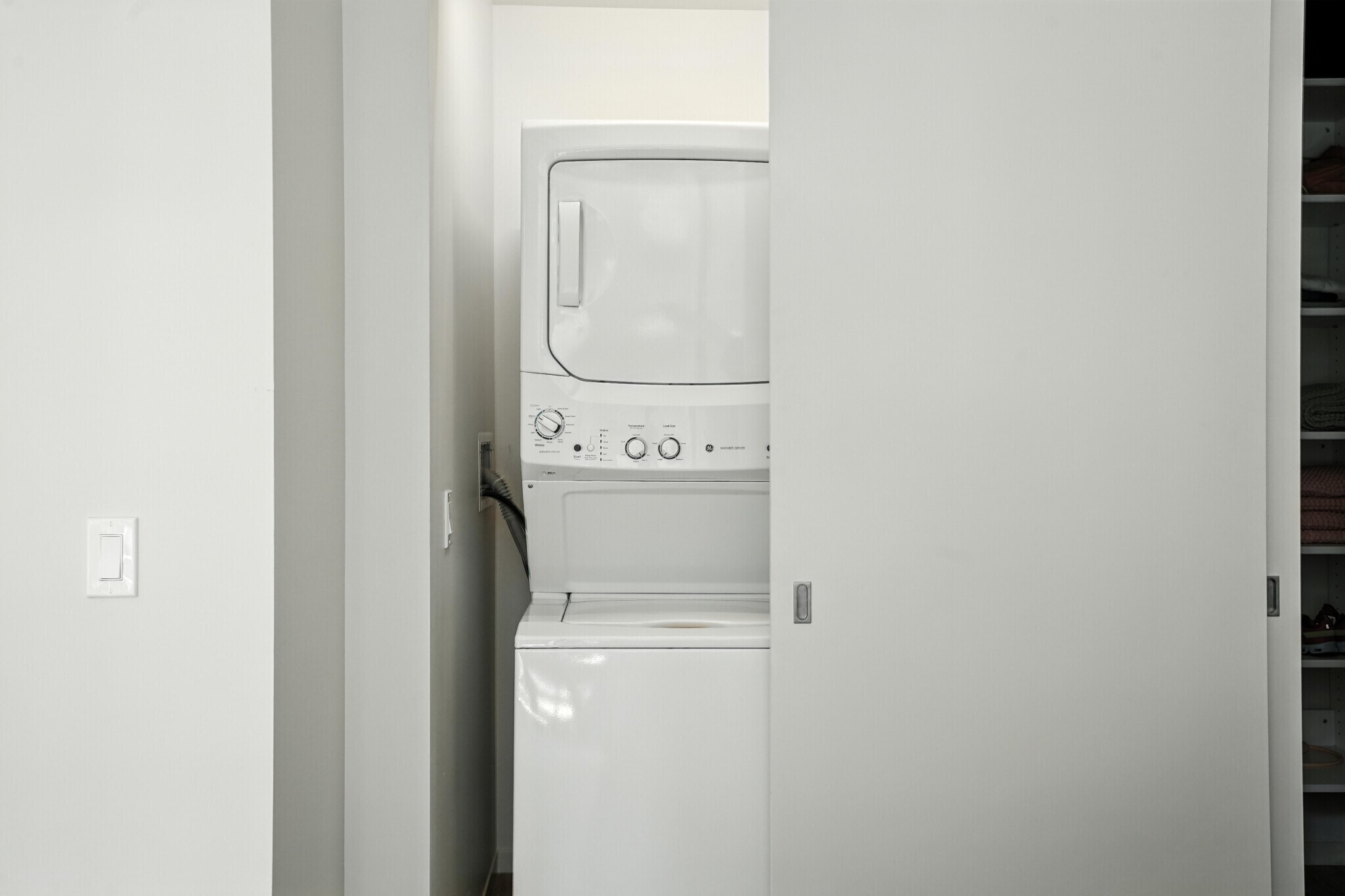 Building Photo - 64 E Wacker Pl