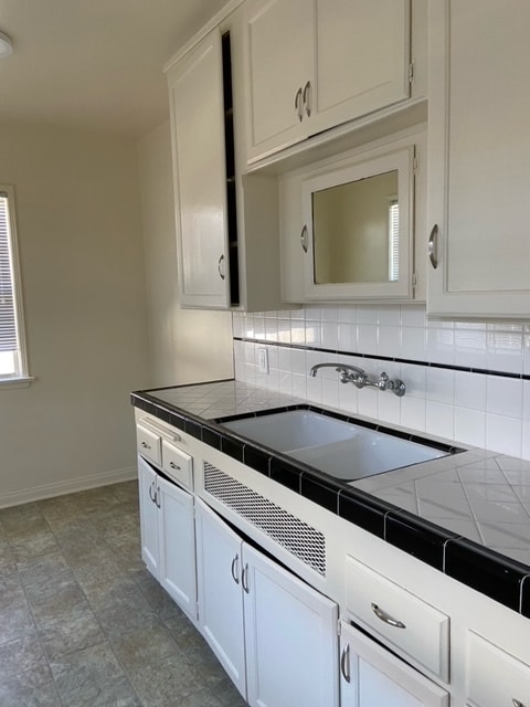 Building Photo - 4223 E 1st St