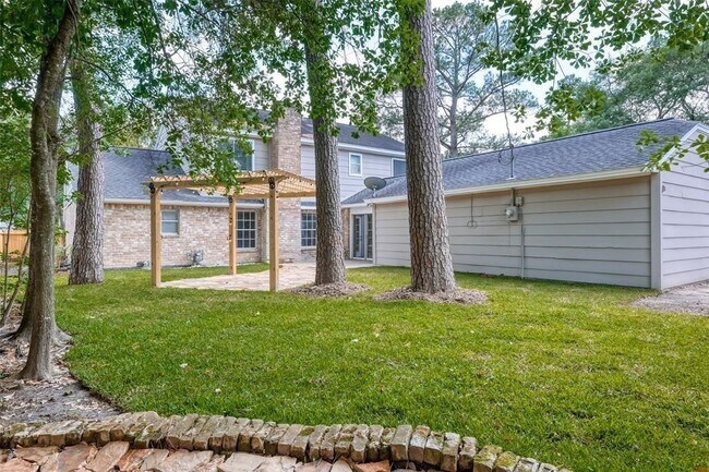 Building Photo - 3918 Stillview Dr