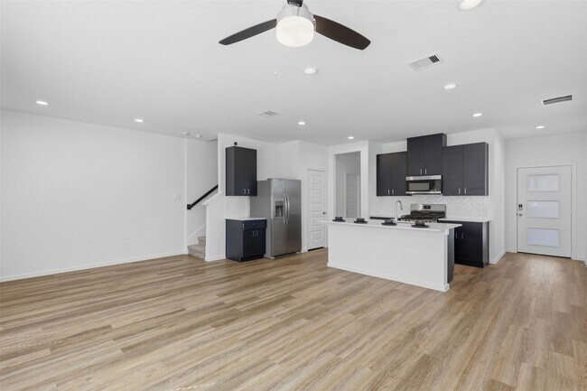 Building Photo - 7720 Inwood Grv Ln