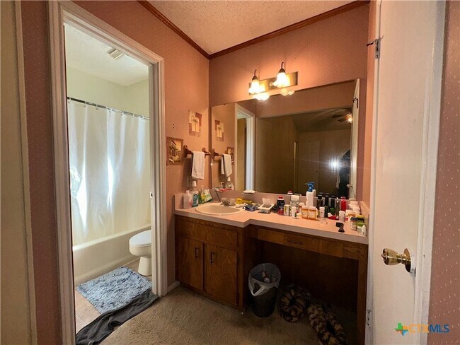 Building Photo - 1810 Gautier Ave