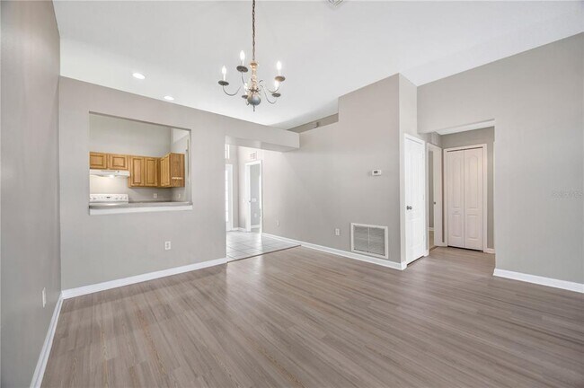 Building Photo - 30435 Annadale Dr
