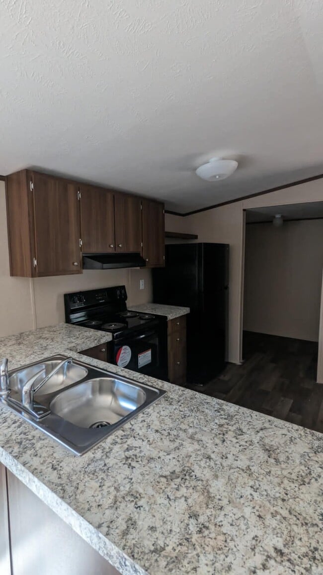 Primary Photo - 514 Woodland Dr