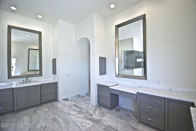 Building Photo - 2836 E Carob Dr