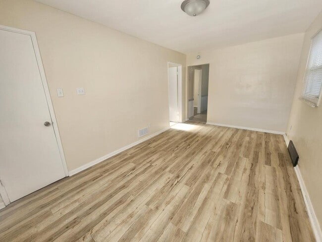 Building Photo - 2324 Buchanan St