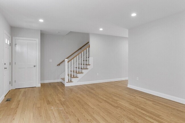 Building Photo - 149 Lowell Rd