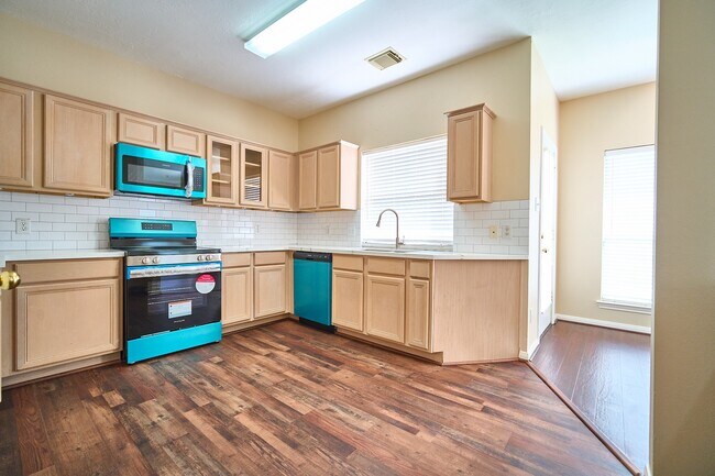 Building Photo - 9111 Winkbow Dr
