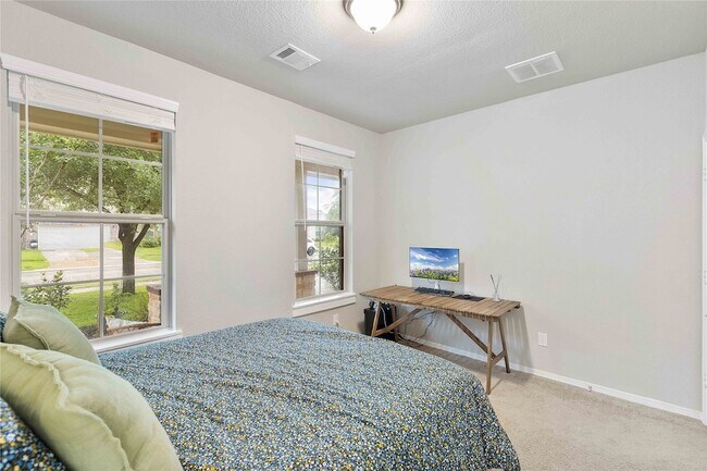 Building Photo - 24714 Crimson Pine Dr