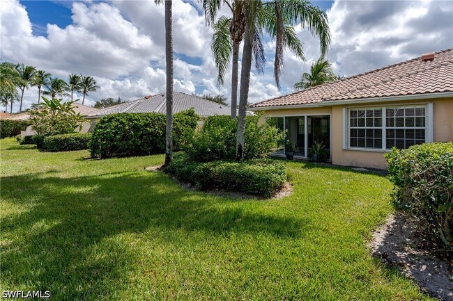 Building Photo - 4949 Kingston Way