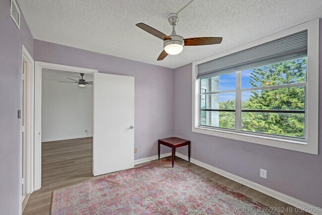 Building Photo - 9470 Poinciana Pl