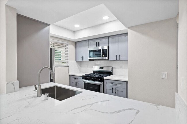 Interior Photo - Englander Apartments