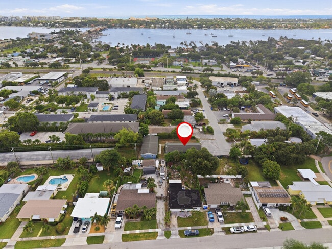 Building Photo - 351 Wickline Blvd