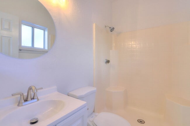 Building Photo - 9399 W Tinajas Dr
