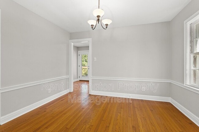 Building Photo - 147 Westgate Dr