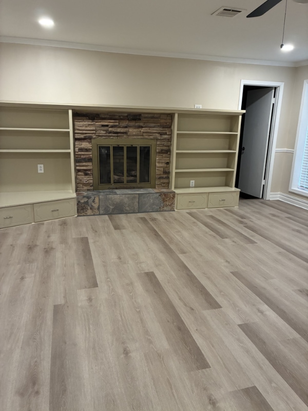 Building Photo - 396 Rowland Rd