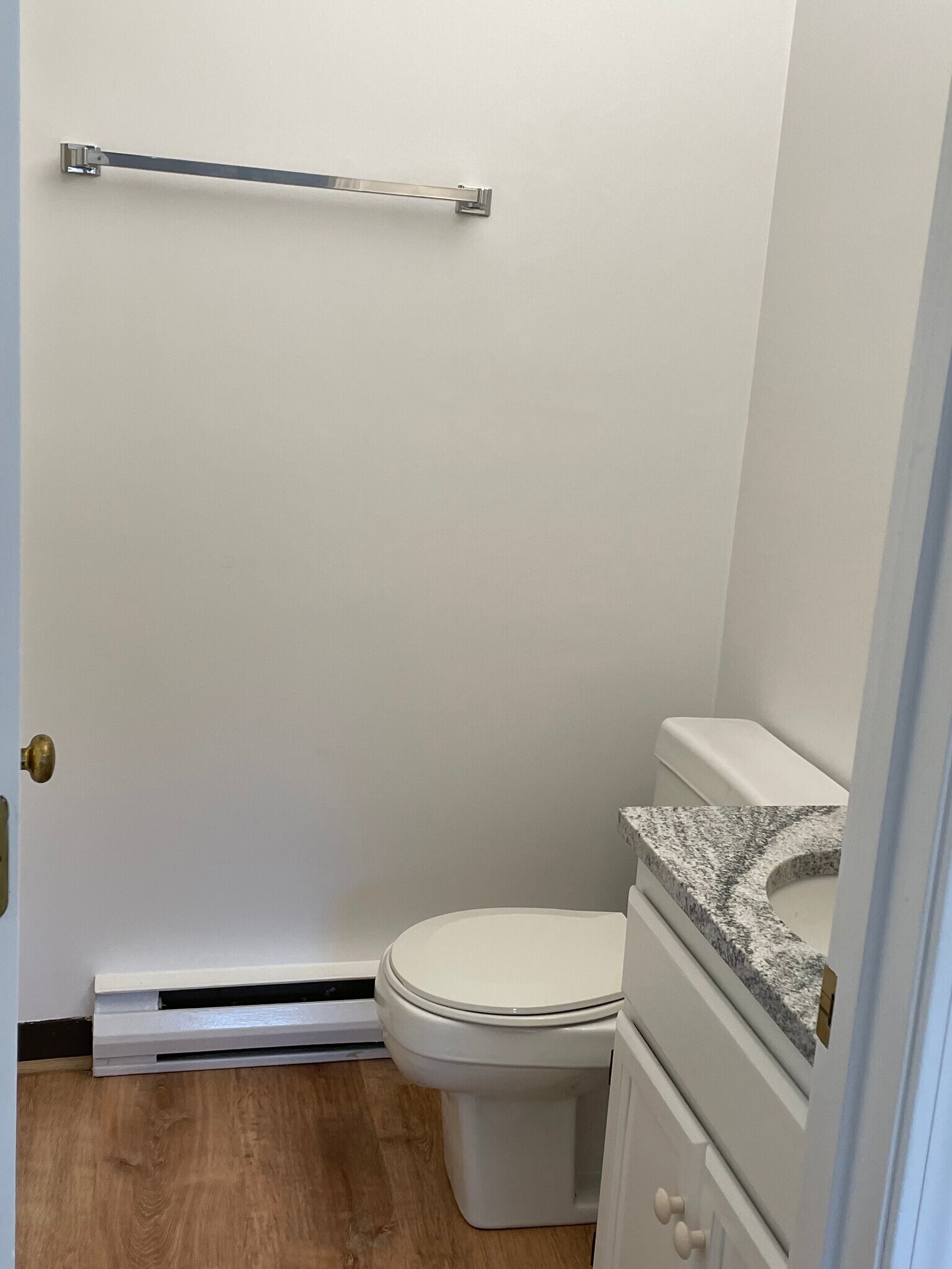 Building Photo - 19 Main St