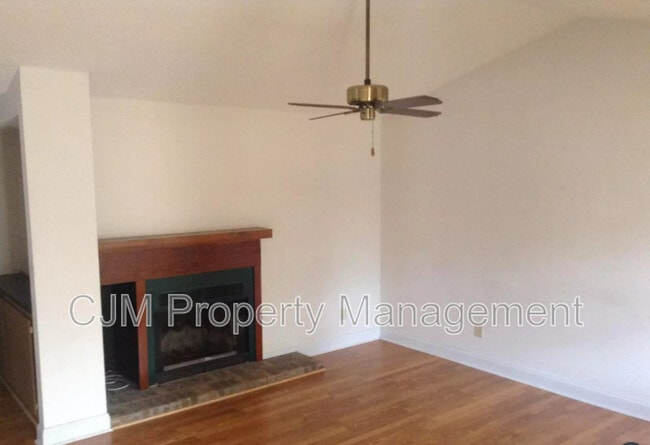 Building Photo - 116 Etling Ave