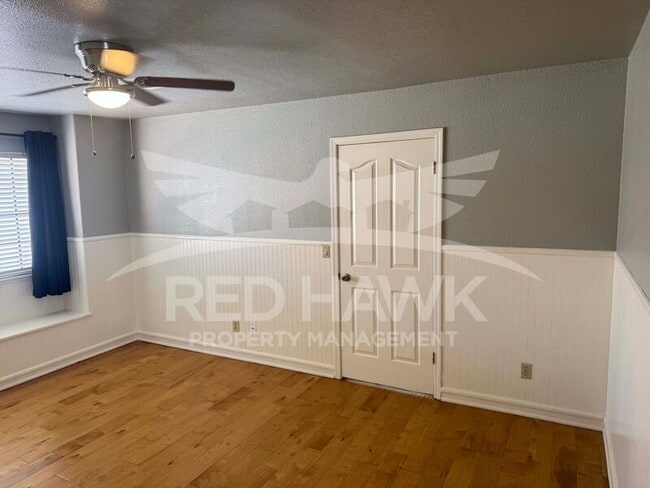Building Photo - 25 W La Vieve Ln