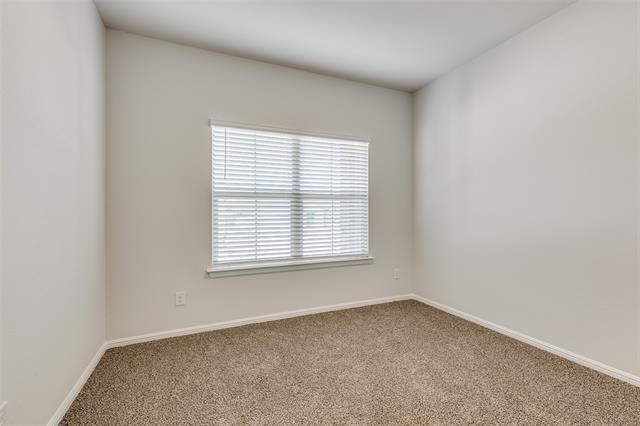 Building Photo - 9737 Fallston Dr