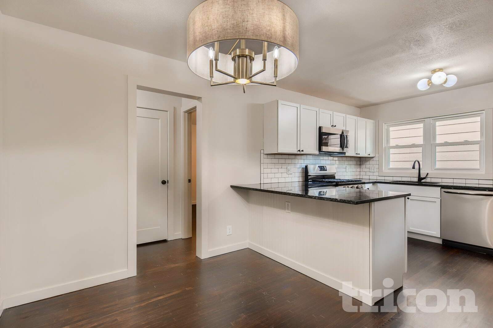 Building Photo - 7317 Clinton Ave