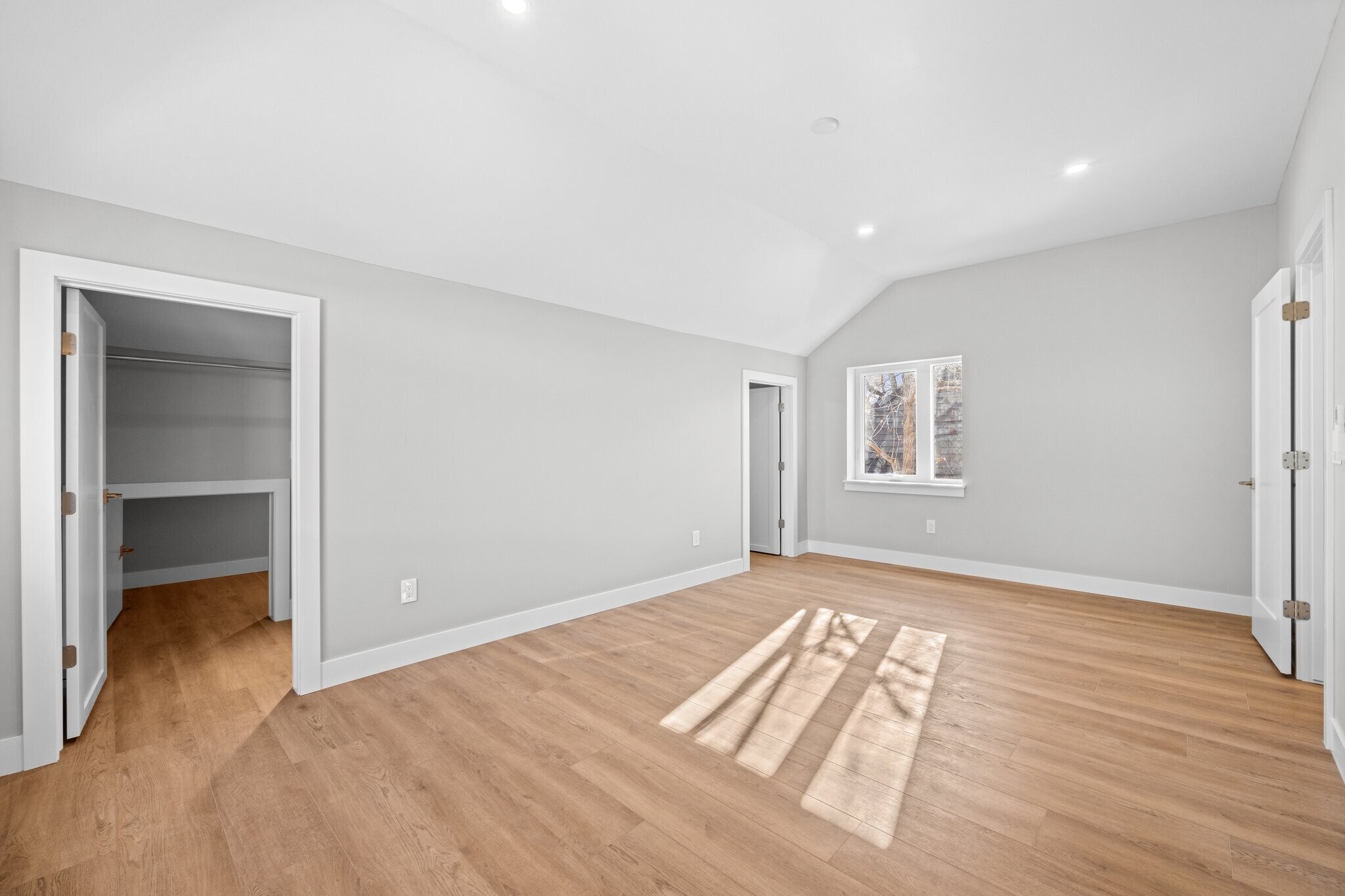 Building Photo - 1112 Miller Pl