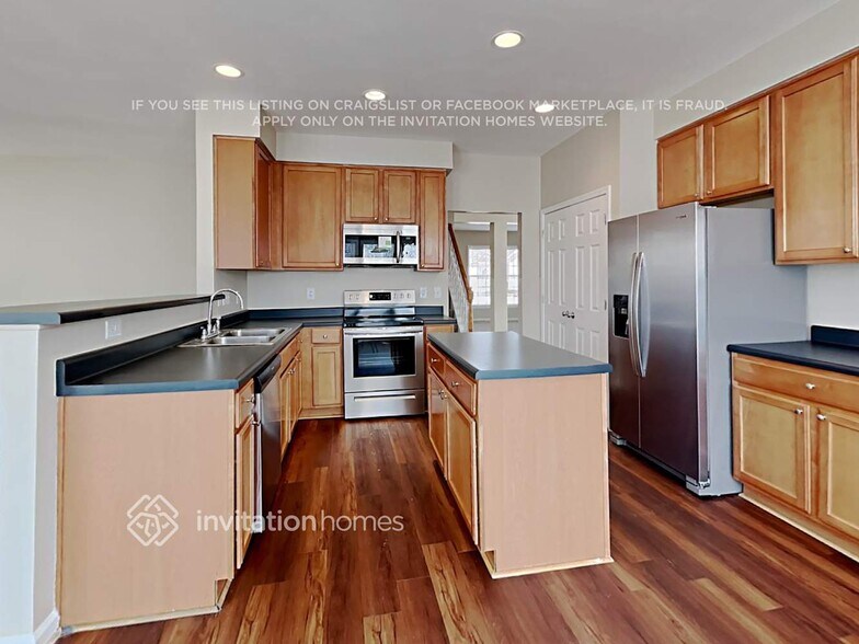 Building Photo - 5019 McKittrick Ln